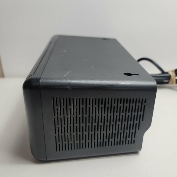 APC BE670M1 675VA 360W 7 Outlet BackUPS Uninterruptible Power Supply UPS Battery - Picture 5 of 6